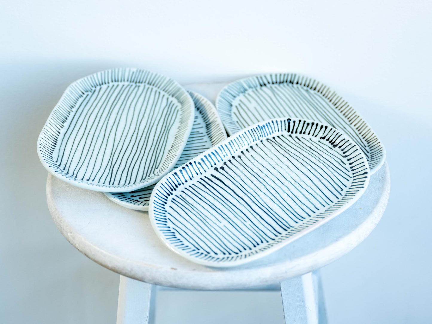 clean stripes collection - oval plate, valet tray