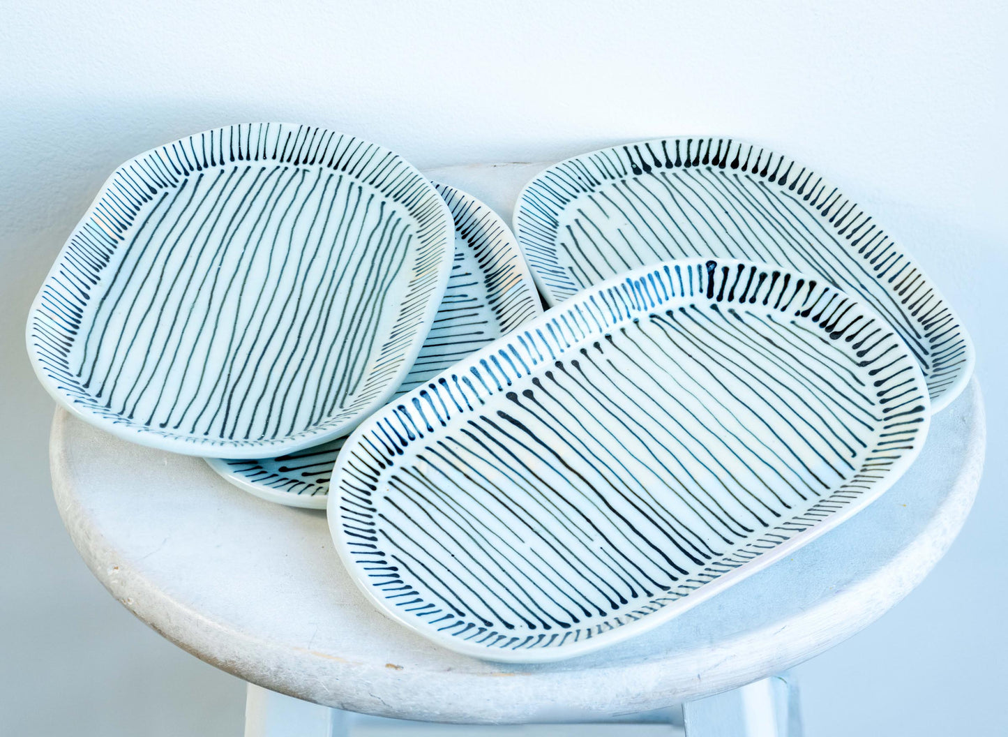 clean stripes collection - oval plate, valet tray